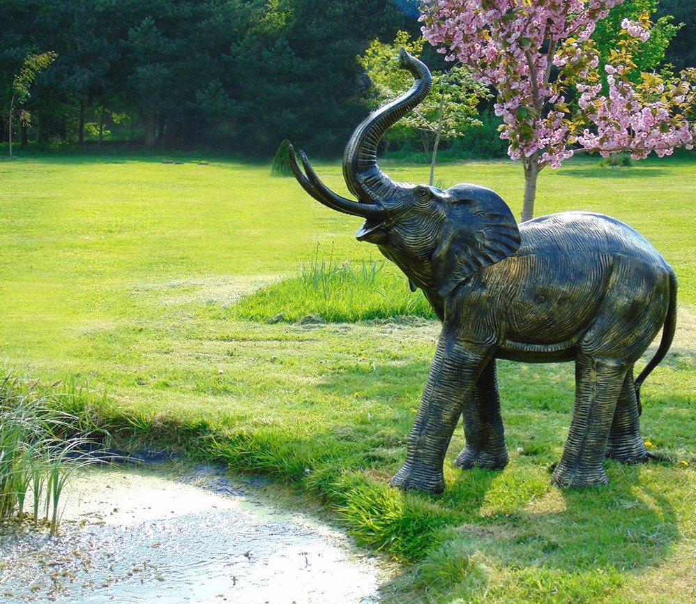 Large cast aluminium elephant water feature
