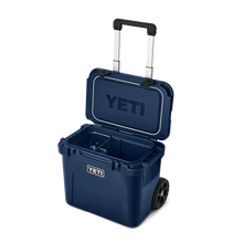 Load image into Gallery viewer, YETI Roadie 32 Wheeled Cool Box
