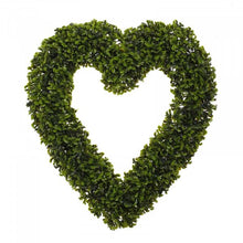 Load image into Gallery viewer, Boxwood Heart
